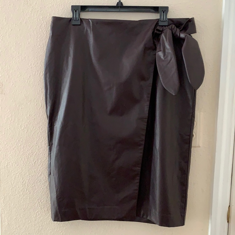 NWT Ann Taylor Faux “Leather” Side Tie Skirt